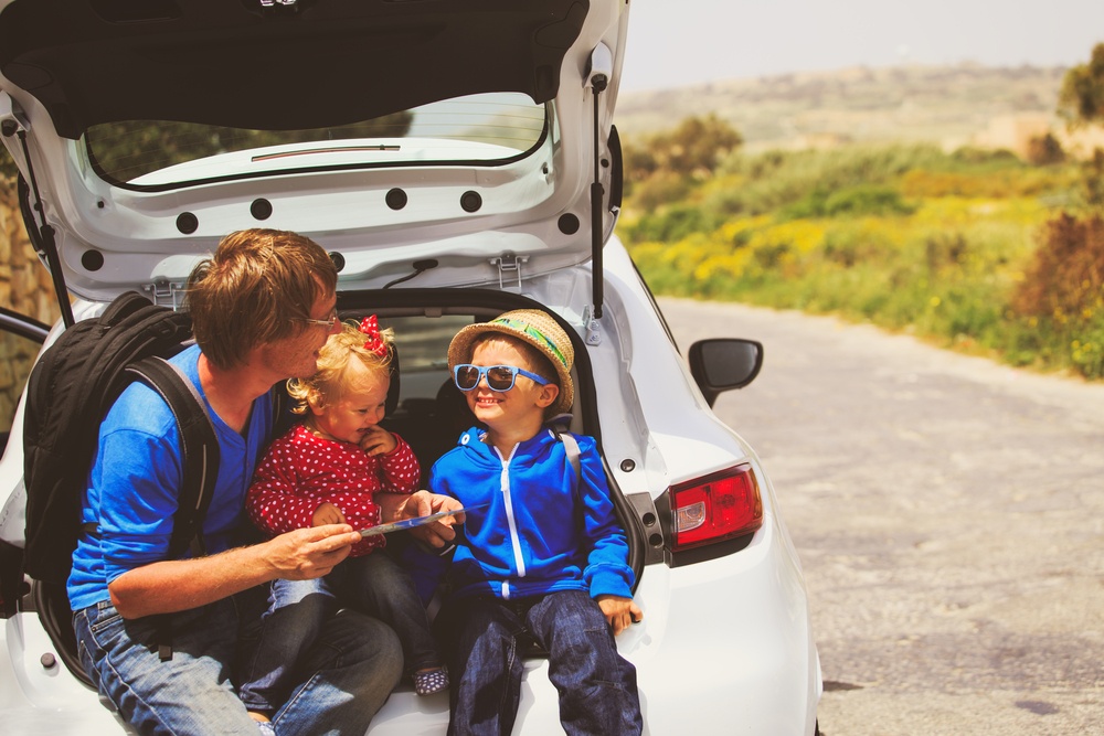 8 Safety Tips for Holiday Road Trips